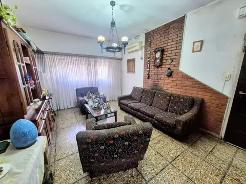 Depto Tipo Casa en Venta de 3 ambientes