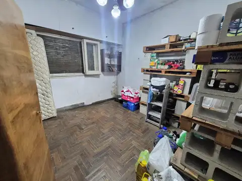 DEPARTAMENTO TIPO CASA DE 3 AMBIENTES EN WILDE OESTE