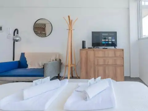 Luminoso departamento amoblado