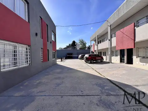 Casa 3 ambientes con 2 baños