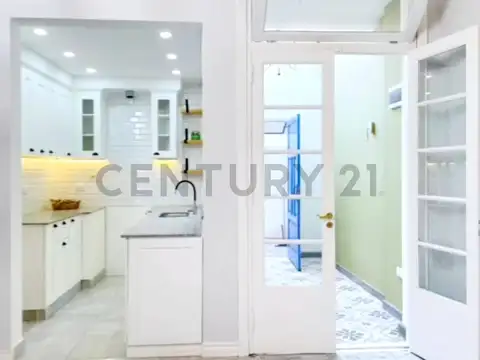 Venta Ph 2 Ambientes Liniers Reciclado a NUEVO Patio Balcon