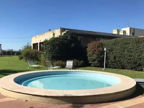 DUPLEX COMPLEJO ALGODONERA 200m2 PERMUTA FINANCIA(+ cuotas)