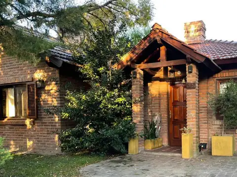 Casa en venta en Country Club Banco Provincia