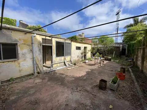 Casa 6 ambientes con 3 baños