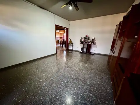 Depto Tipo Casa en Venta de 4 dormitorios