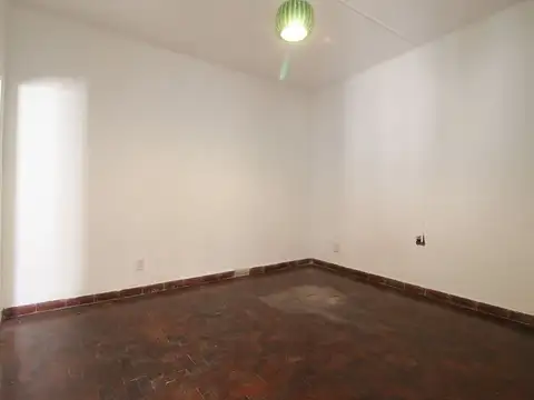 Depto Tipo Casa en Venta 47 años