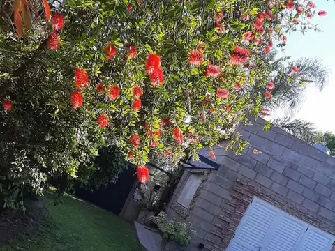 Miguel Insiarte e/ Alberdi y Olavarría