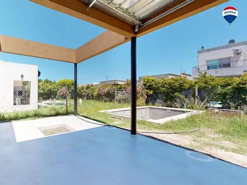 Casa en Venta en Laguna Azul, USD 127.999