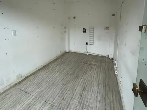 Local en Alquiler en Morón Sur, $ 350.000