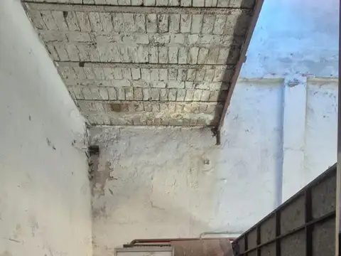 Galpon en Alquiler 58  mts Fondo