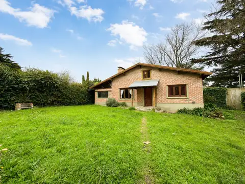 CASA EN VENTA BARRIO GOLF