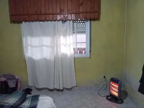 Depto Tipo Casa en Venta en González Catan, USD 37.000