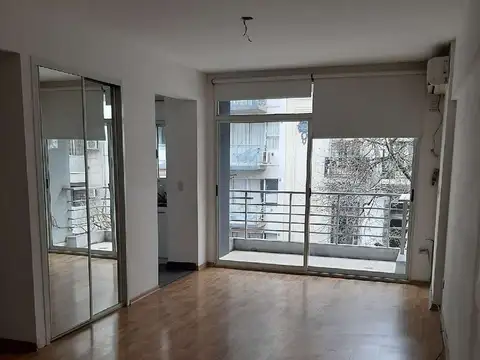 Darregueyra 2400, Piso 3