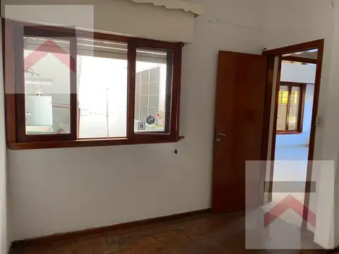 Depto Tipo Casa en Venta 40 años