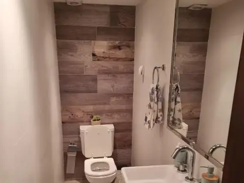 SE VENDE DUPLEX EN B° GRAND BOURG