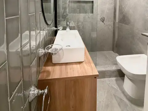 Departamento 3 ambientes a la calle con balcón Zona Chauvin Mar Del Plata