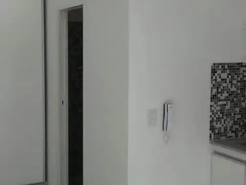 San Lorenzo 3900, Piso 1