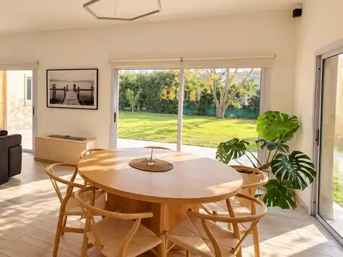 CASA EN VENTA EN WESTON 4 AMBIENTES | UNA PLANTA