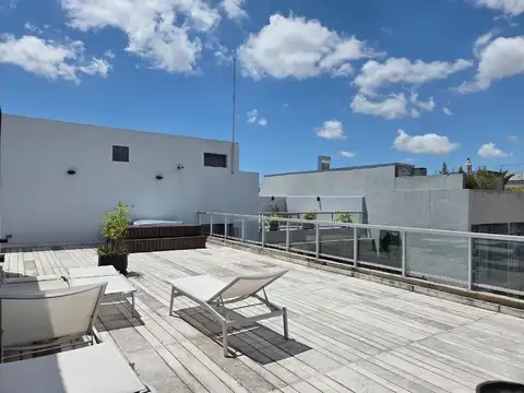 HOLMBERG Y ECHEVERRIA 4200