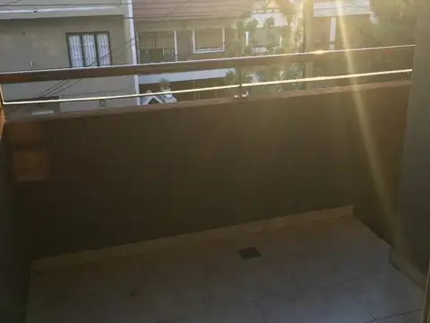 M Echenagucia 1200, Piso 2