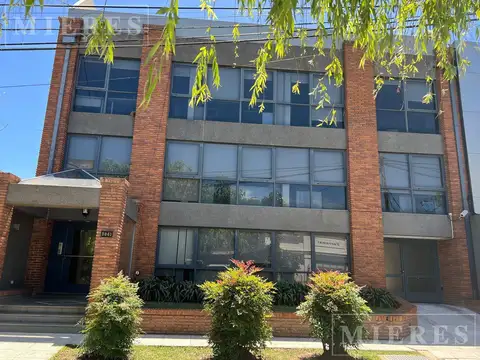 Oficina en Alquiler de 105 m2 en Lomas de San Isidro