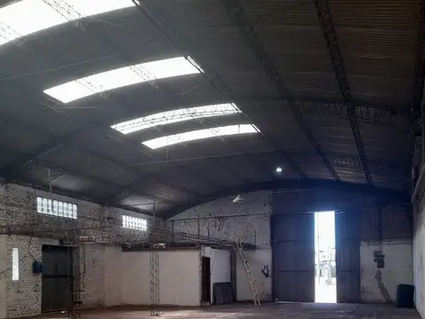 ALQUILER DE GALPON SOBRE RUTA 19