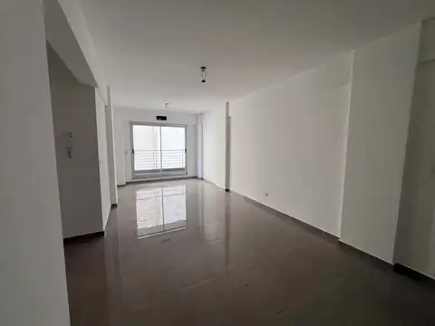 VENTA DPTO 3 AMB C/ BALCON A ESTRENAR - SAENZ PEÑA