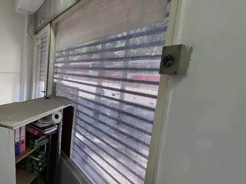 Local en Alquiler en Floresta, $ 380.000