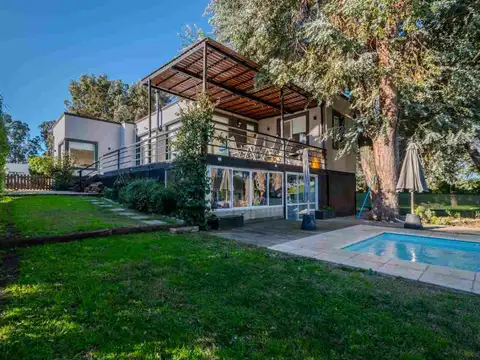 CASA 3 AMB CON PILETA EN  BARRANCAS SAN BENITO