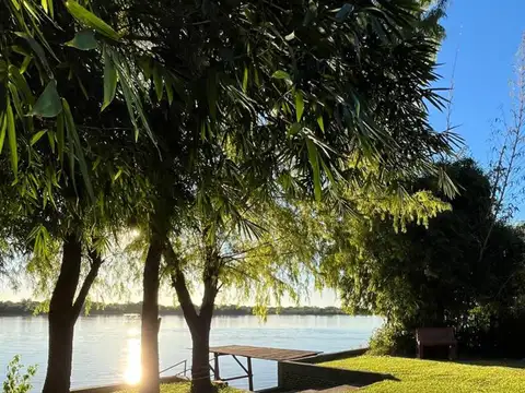 CABAÑAS SOBRE EL RIO PARANA CON FINANCIACION