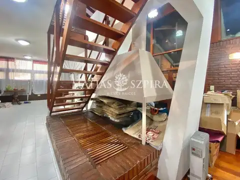Chalet de diseño - 4 ambientes - Zona residencial