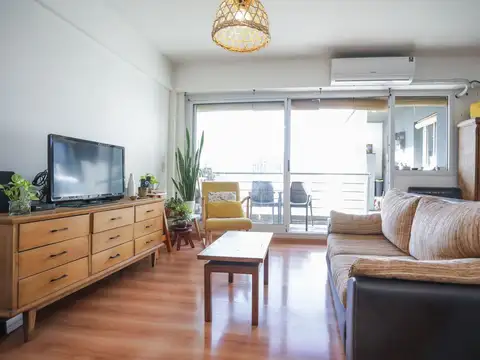 VENTA DEPARTAMENTO 3 AMBIENTES CON COCHERA BOEDO