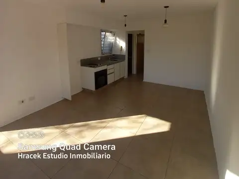 Coronel Juan Casacuberta 2000, Piso 1