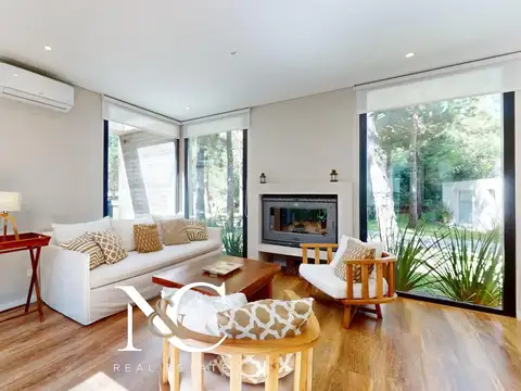 Casa en Alquiler en Costa Esmeralda, USD 4.800