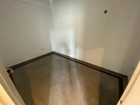 Oficina En Venta En La Plata