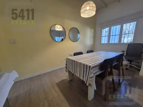 Casa 4 ambientes con 2 baños
