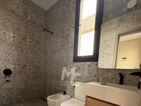 Casa en Alquiler al Este