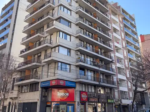 DEPARTAMENTO DE 1 DORMITORIO A LA VENTA EN BARRIO LOURDES