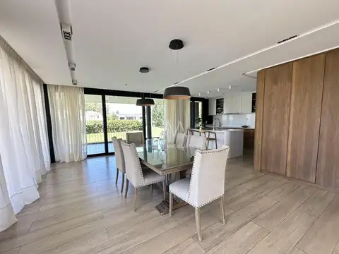 Casa en Alquiler Temporal A Estrenar