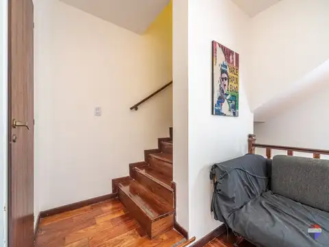 Depto Tipo Casa en Venta 39 años