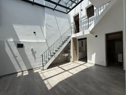 Depto Tipo Casa en Venta de 4 ambientes