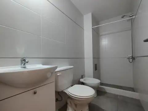 Departamento en Alquiler con 1 cochera