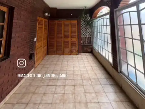 Depto Tipo Casa 2 ambientes con 1 baño