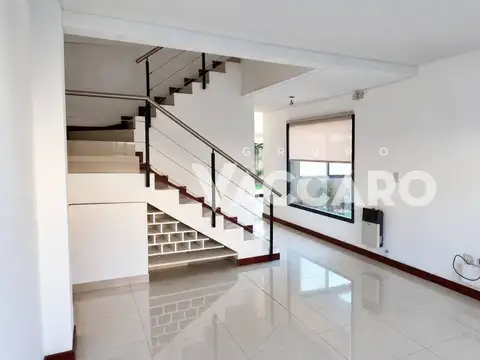 Casa en Alquiler de 3 dormitorios