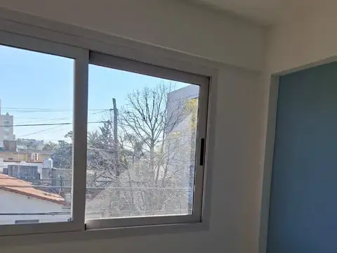 HERMOSO DPTO. 2 AMB. ZONA ITUZAINGÓ