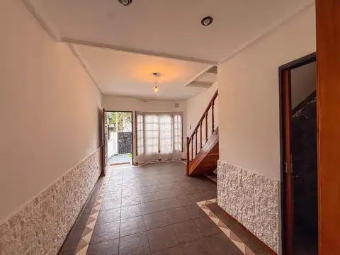 Depto Tipo Casa 3 ambientes con 1 baño