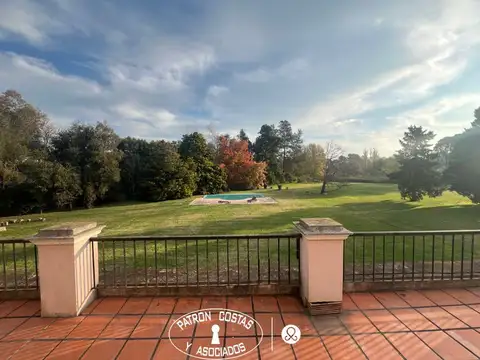 Casa Monoambiente con 4 baños