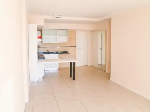 Departamento en Alquiler en Echesortu, $ 430.000