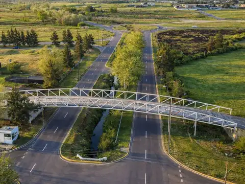 Av. Jose de Calasanz  al 9500