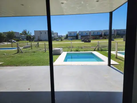 Casa en Venta 1 año